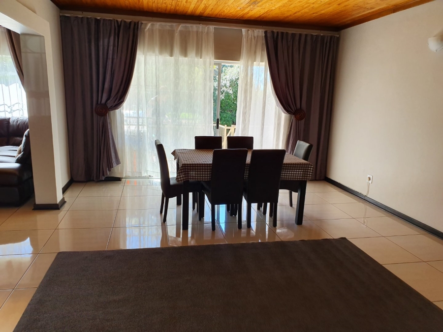 4 Bedroom Property for Sale in Eureka Free State